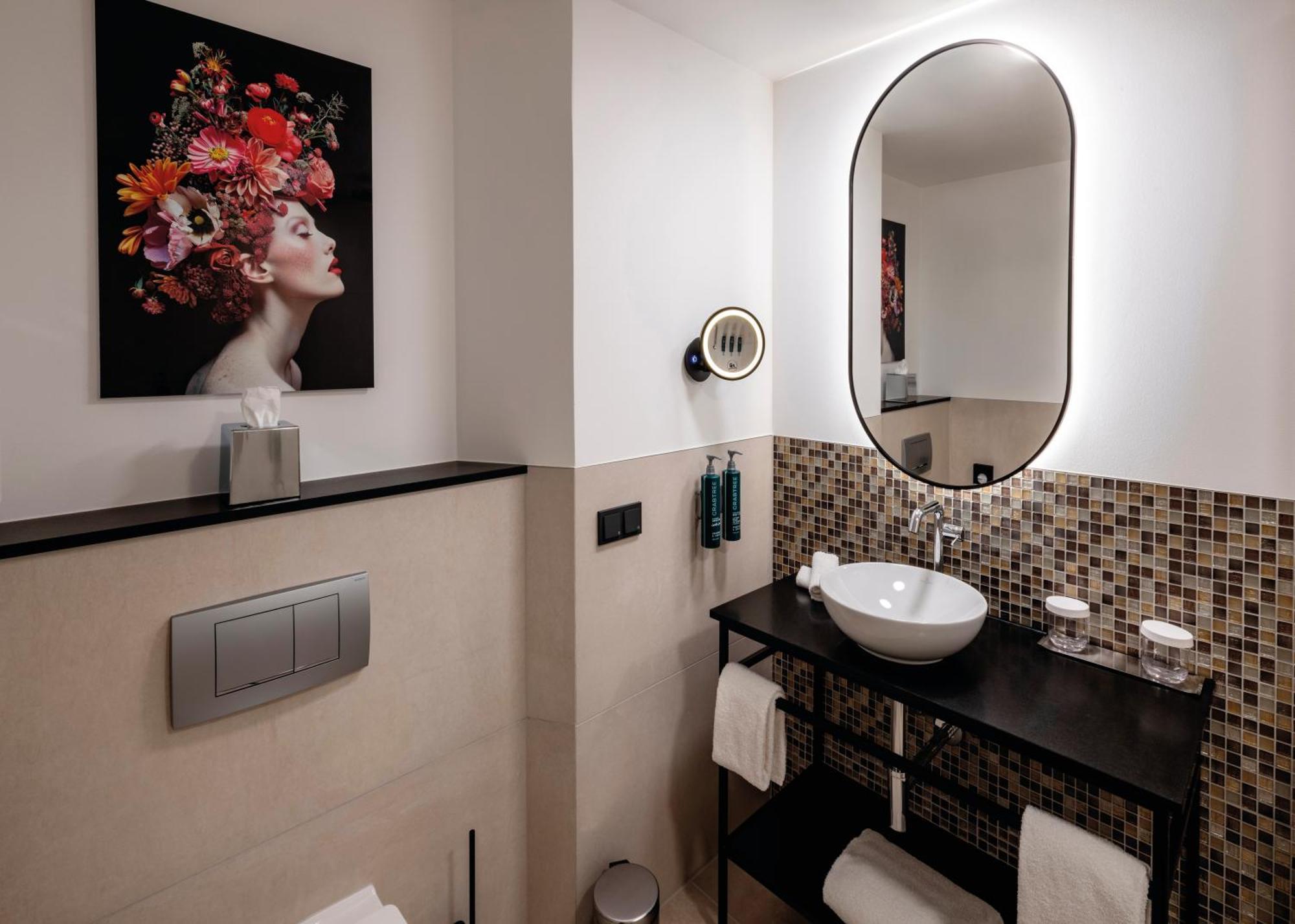 Doubletree By Hilton Hannover Schweizerhof Ngoại thất bức ảnh