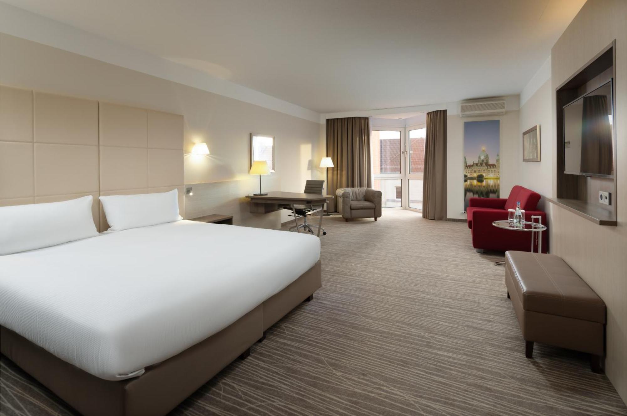 Doubletree By Hilton Hannover Schweizerhof Ngoại thất bức ảnh