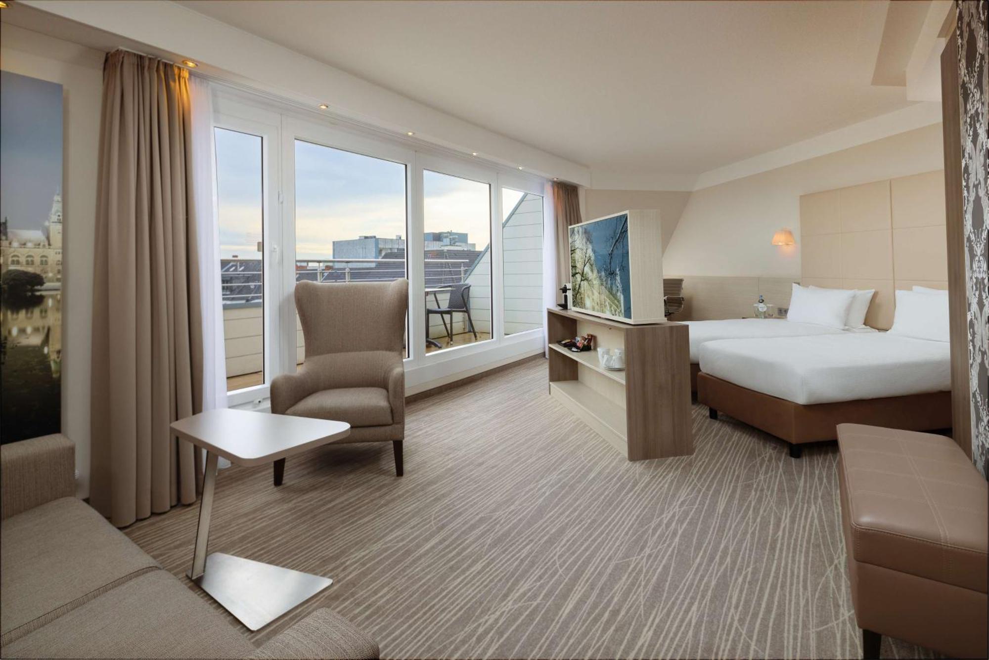 Doubletree By Hilton Hannover Schweizerhof Ngoại thất bức ảnh