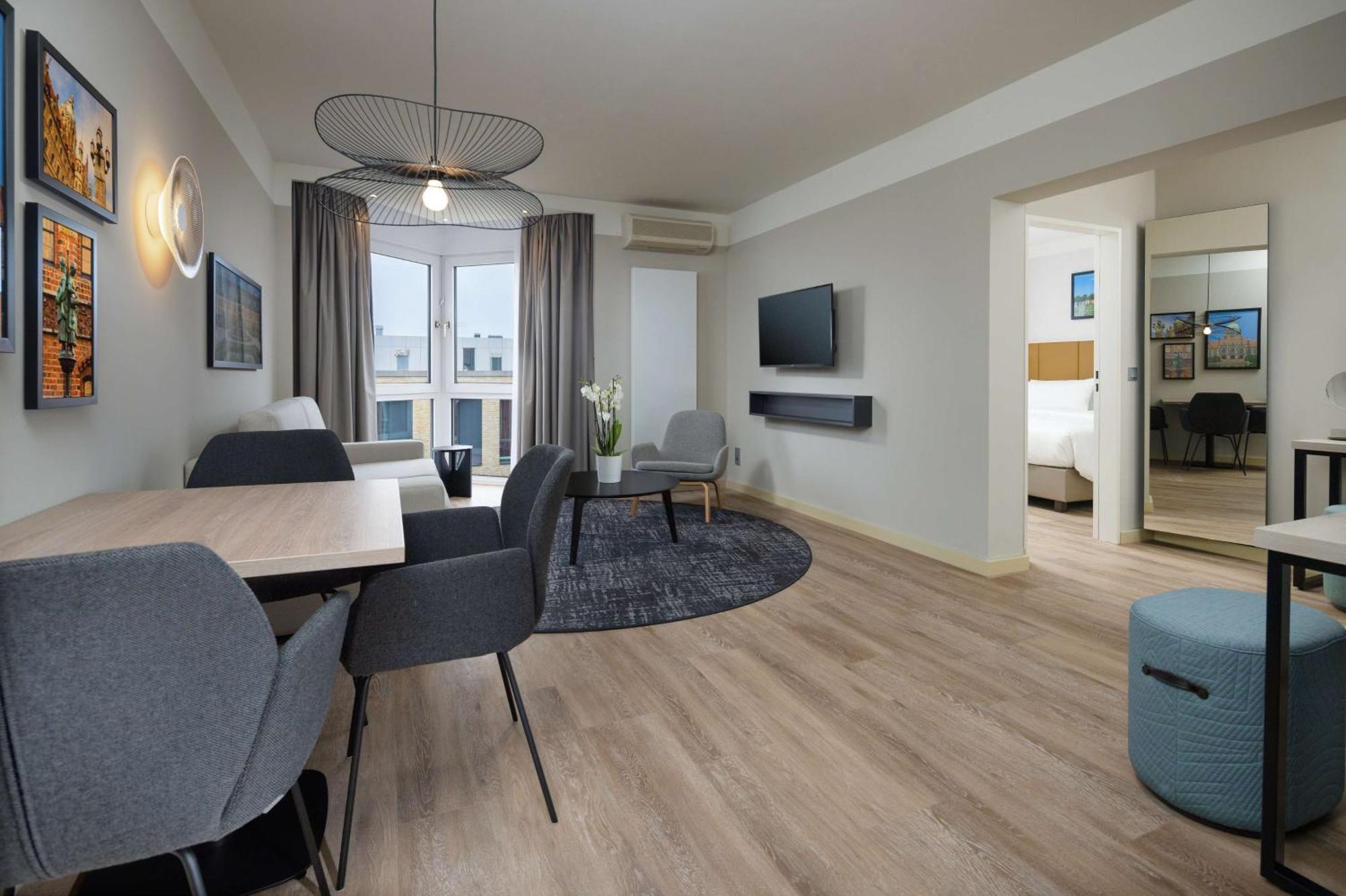 Doubletree By Hilton Hannover Schweizerhof Ngoại thất bức ảnh