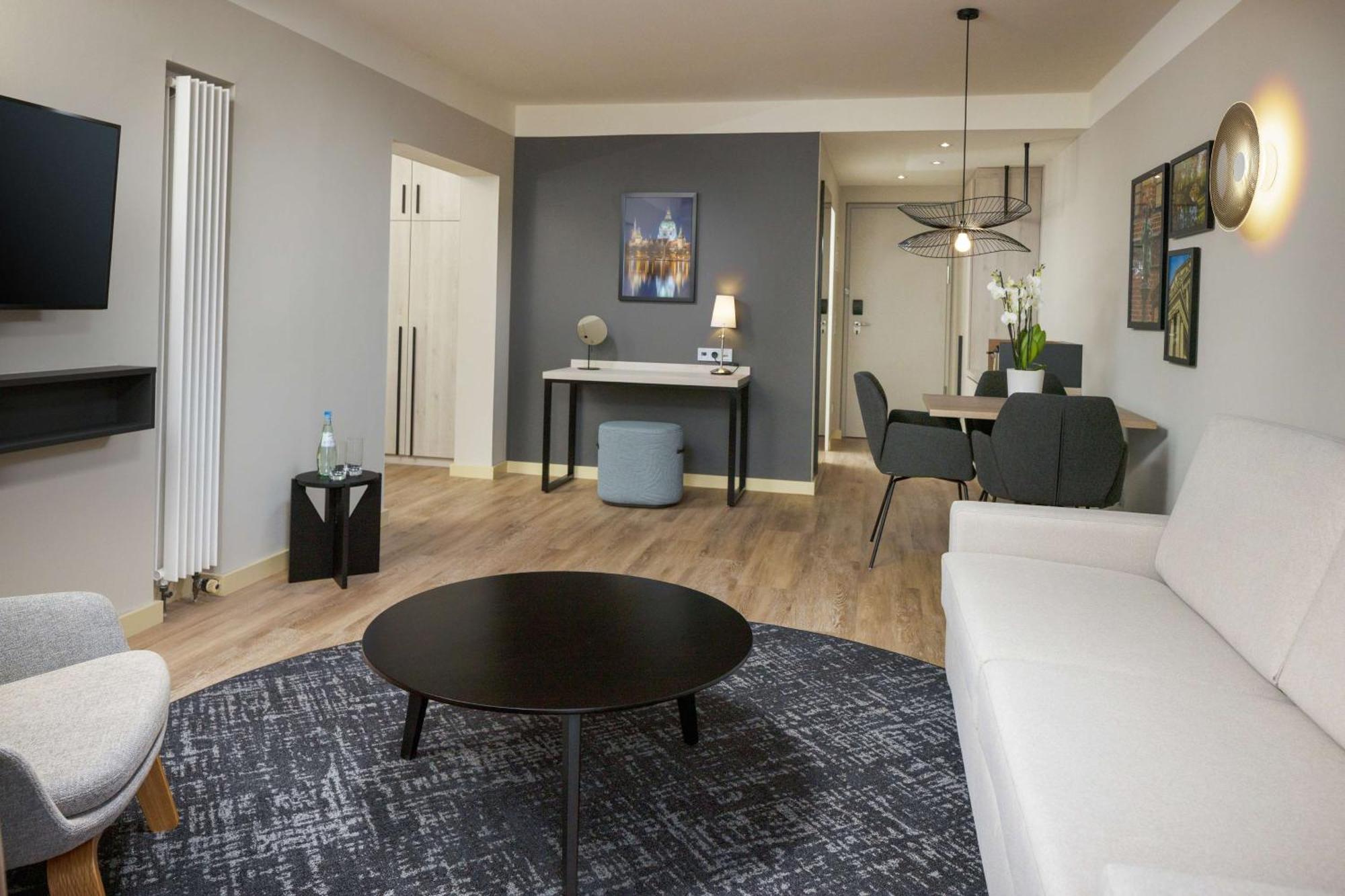 Doubletree By Hilton Hannover Schweizerhof Ngoại thất bức ảnh